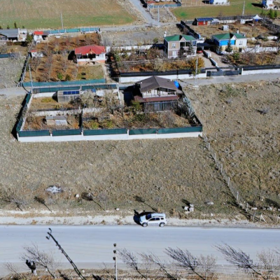 SÜPER KONUMDA BAŞPINARDA CADDE ÜZERİ TEK TAPU ARSA